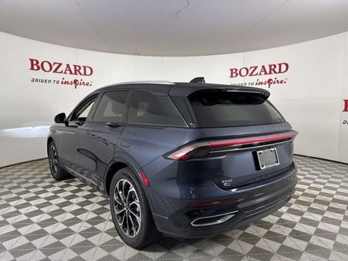 Used 2024 Lincoln Nautilus Reserve w/ Equipment Group 203A image 6