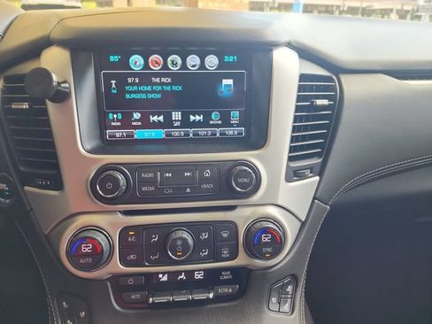 Used 2019 GMC Yukon SLT w/ Open Road Package AWD/4WD image 17