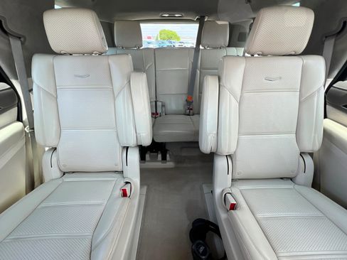 Used 2022 Cadillac Escalade Sport Platinum AWD/4WD image 27