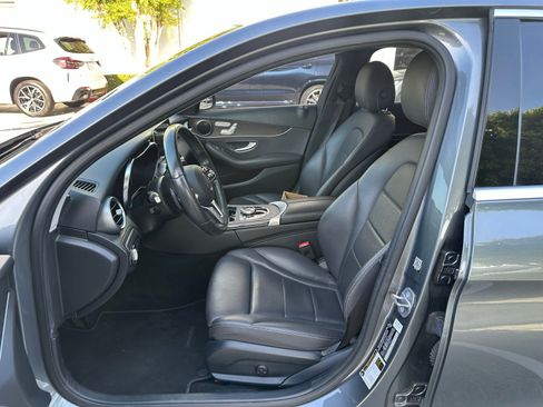 Used 2019 Mercedes-Benz C 300 Sedan w/ Premium Package image 2