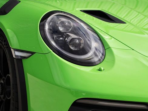 Used 2019 Porsche 911 GT3 RS RWD image 3