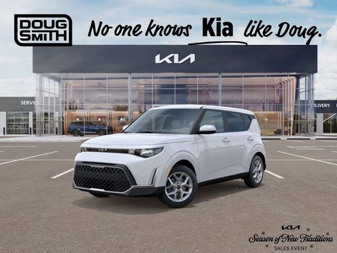 New 2025 Kia Soul LX image 1