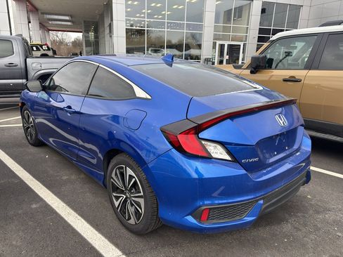 Used 2018 Honda Civic EX-T image 3