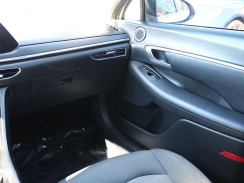 Used 2021 Hyundai Sonata SEL FWD image 15