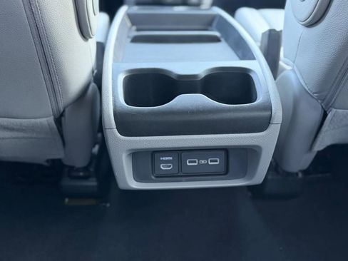 Used 2024 Honda Odyssey Touring image 36