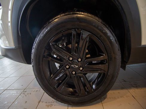 Used 2024 Chevrolet Trax ACTIV w/ Sunroof Package image 26