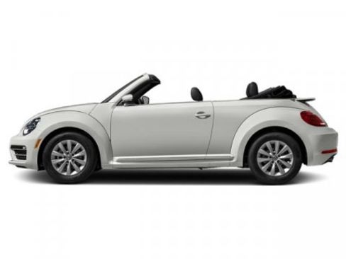 Used 2018 Volkswagen Beetle 2.0T S image 4