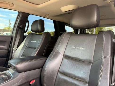 Used 2018 Dodge Durango Citadel w/ Technology Group AWD/4WD image 12