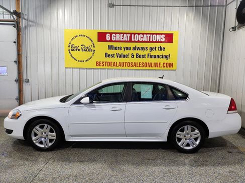 Used 2010 Chevrolet Impala LT FWD image 4