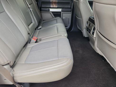 Used 2018 Ford F150 Lariat RWD image 26