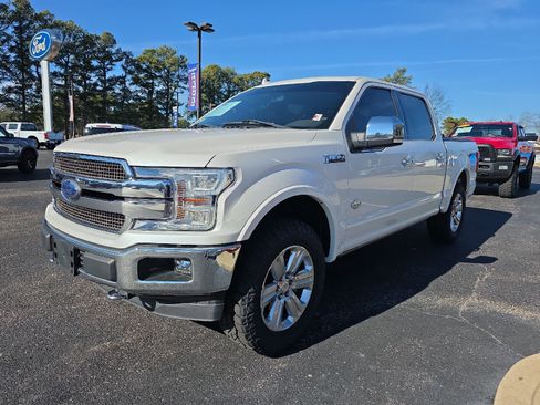 Used 2018 Ford F150 King Ranch w/ Equipment Group 601A Luxury image 4