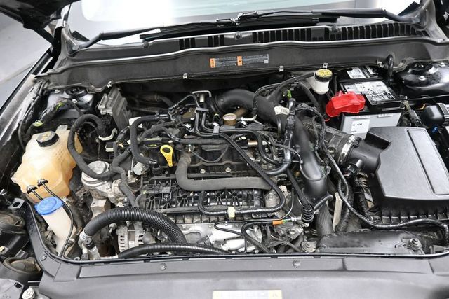 Used 2018 Ford Fusion SE w/ Equipment Group 201A FWD image 34