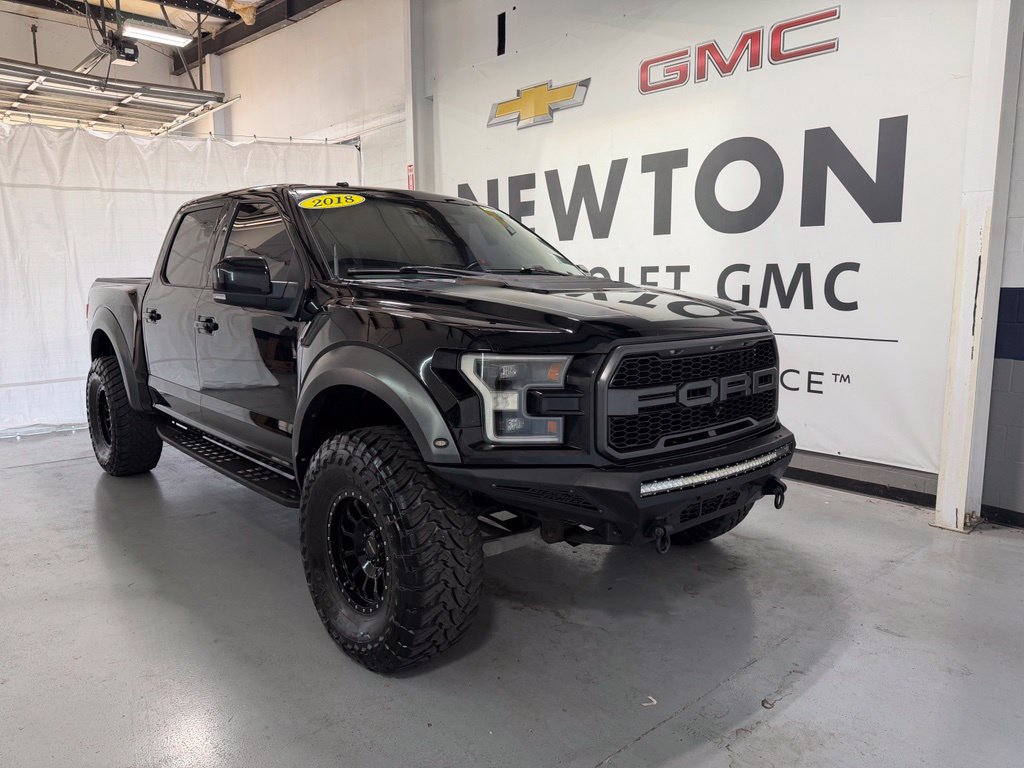Used 2018 Ford F150 Raptor w/ Equipment Group 802A Luxury AWD/4WD image 2