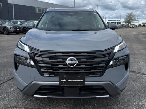 Certified 2024 Nissan Rogue SL w/ SL Premium Package AWD/4WD image 3