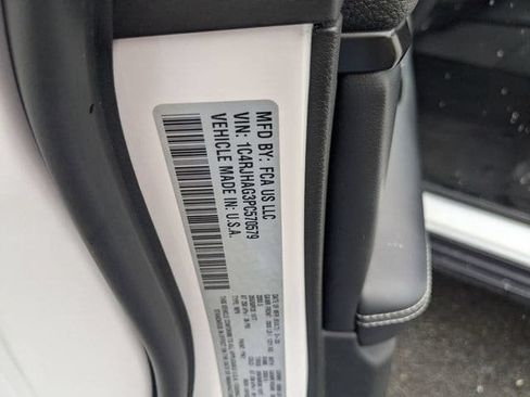 Certified 2023 Jeep Grand Cherokee Altitude AWD/4WD image 31