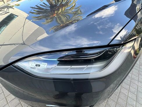 Used 2018 Tesla Model X 100D AWD/4WD image 33