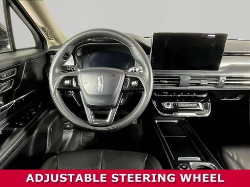 Used 2023 Lincoln Corsair AWD w/ Equipment Group 101A image 8