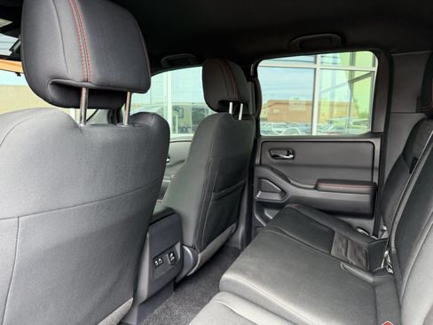 Used 2025 Nissan Frontier PRO-4X w/ Pro Convenience Package AWD/4WD image 33