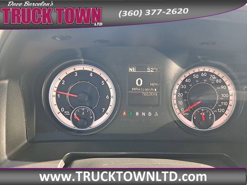 Used 2017 RAM 1500 Express AWD/4WD image 9