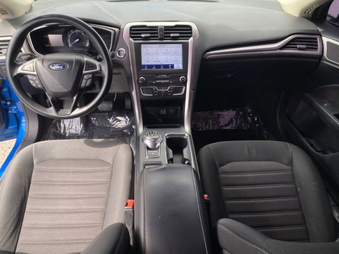 Used 2020 Ford Fusion SE image 14