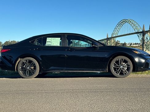 New 2026 Toyota Camry Hybrid w/ Multimedia Upgrade Package image 4