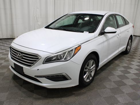 Used 2015 Hyundai Sonata SE image 32