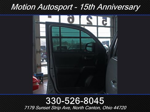 Used 2021 Toyota Tacoma TRD Off-Road image 12