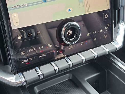 Certified 2025 GMC Acadia Elevation w/ Elevation Premium Package image 35