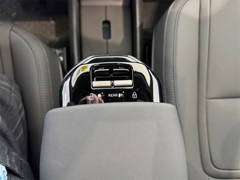 New 2026 Volvo EX30 Plus image 12