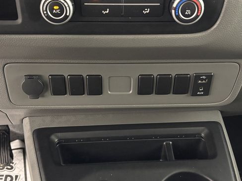 Used 2018 Nissan NV 3500 S image 23