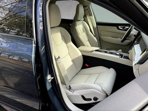 New 2026 Volvo XC60 B5 Ultra w/ Protection Package Premier AWD/4WD image 10