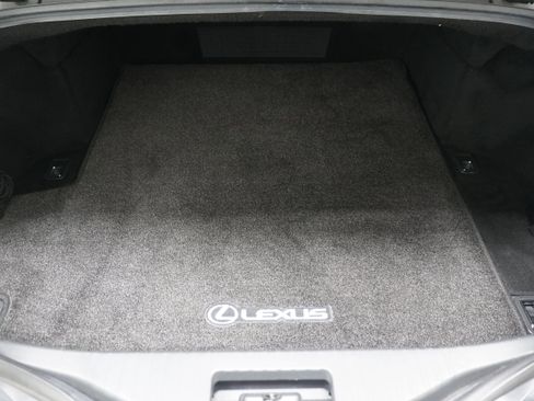 Used 2018 Lexus LC 500 Coupe w/ Performance Package RWD image 33
