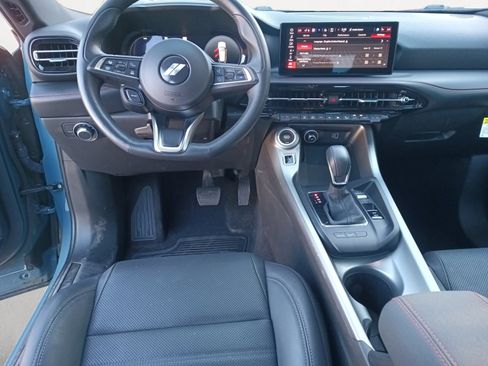 Certified 2024 Dodge Hornet GT image 3