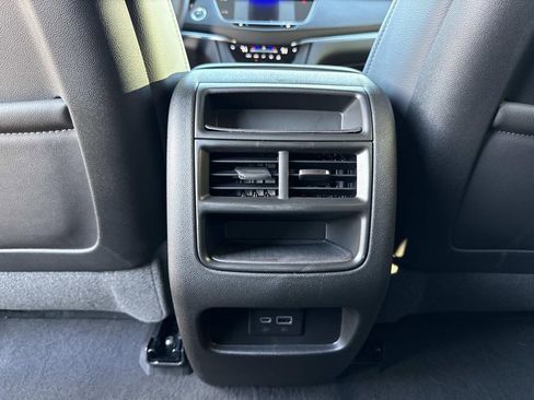 New 2026 Cadillac XT5 Luxury w/ LPO, Premium Carpet Package image 16