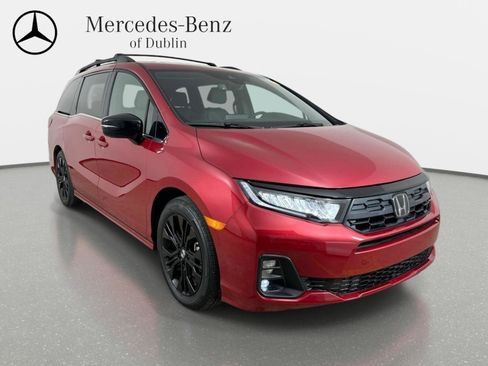 Used 2026 Honda Odyssey Sport-L image 3