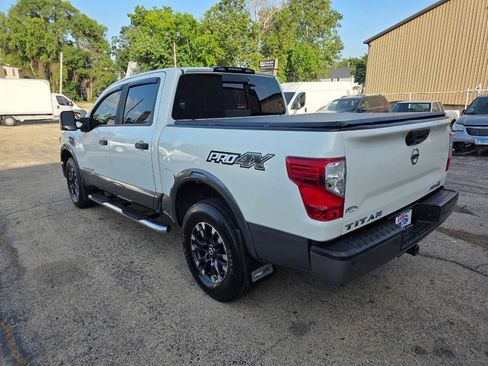Used 2017 Nissan Titan PRO-4X w/ Pro-4x Convenience Package AWD/4WD image 7