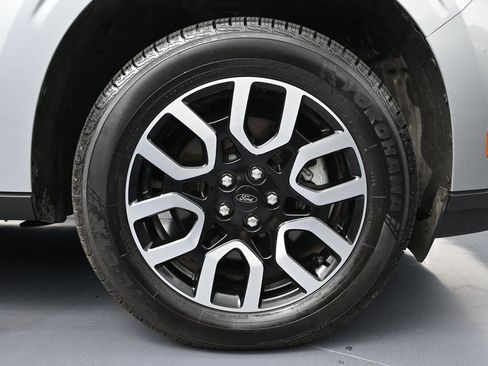 Used 2022 Ford Maverick Lariat w/ Lariat Luxury Package image 15