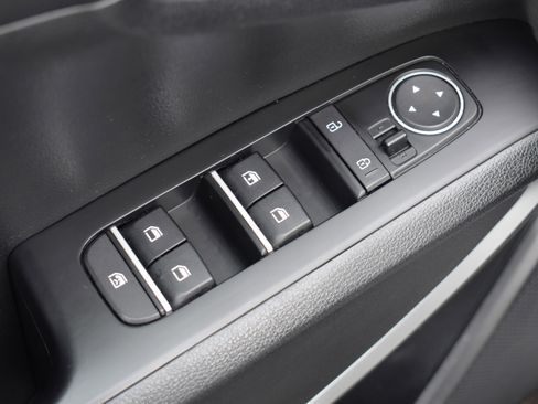 Used 2024 Kia Soul LX w/ Option Group 015 image 7