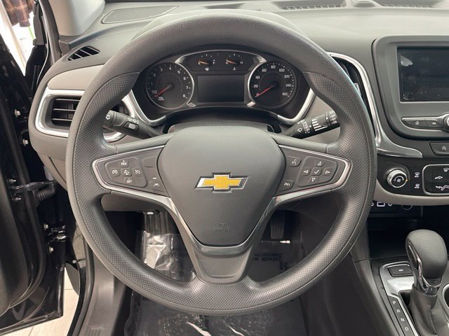 Used 2024 Chevrolet Equinox LS w/ LS Convenience Package AWD/4WD image 17