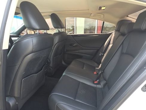 Used 2020 Lexus ES 350 w/ Premium Package FWD image 11