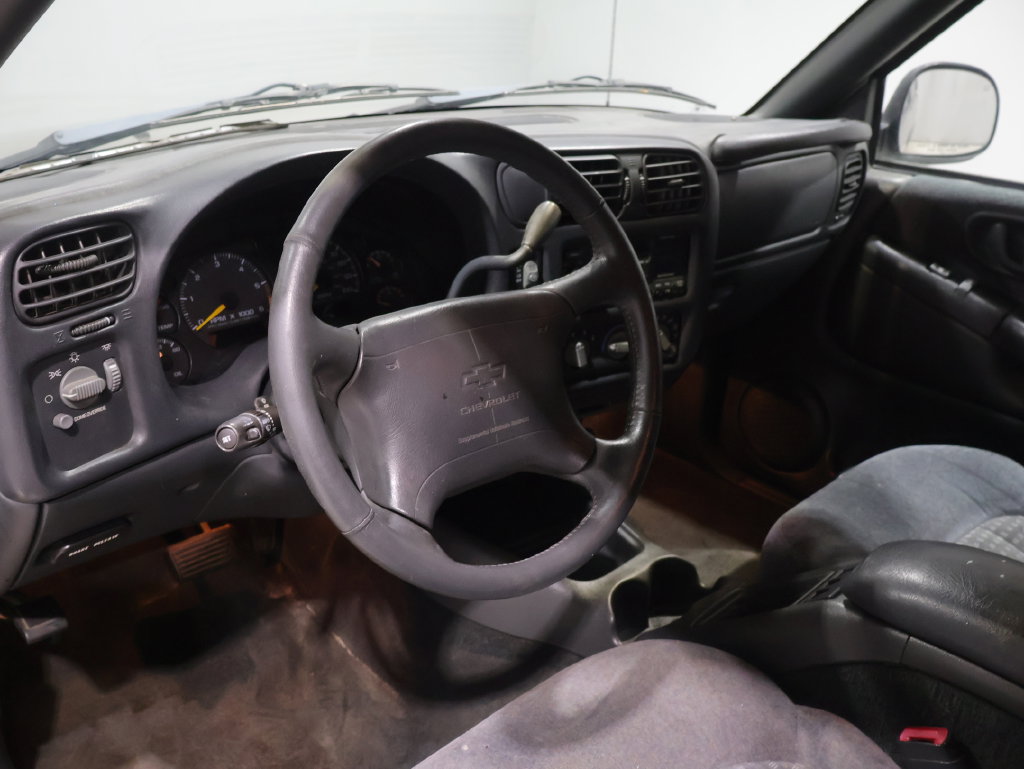Used 1998 Chevrolet Blazer LS w/ Preferred Equipment Group RWD image 20
