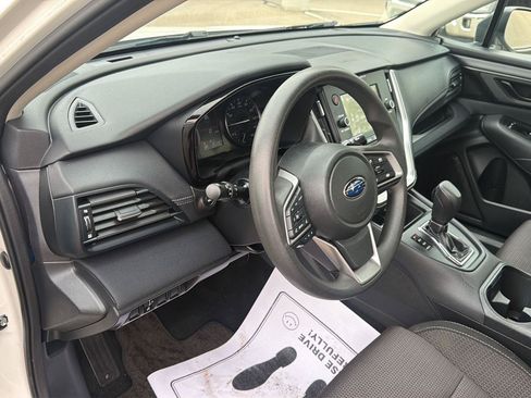 Used 2023 Subaru Outback AWD/4WD image 16