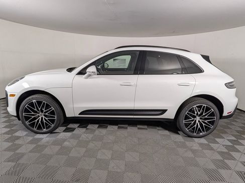 New 2026 Porsche Macan AWD/4WD image 2