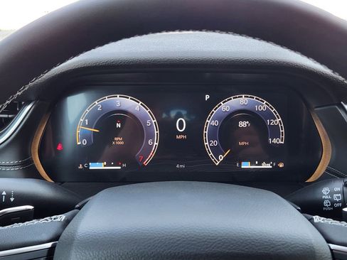 New 2025 Jeep Grand Cherokee L Altitude RWD image 11