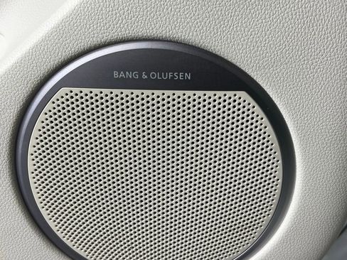 Used 2023 Genesis GV60 Performance image 15