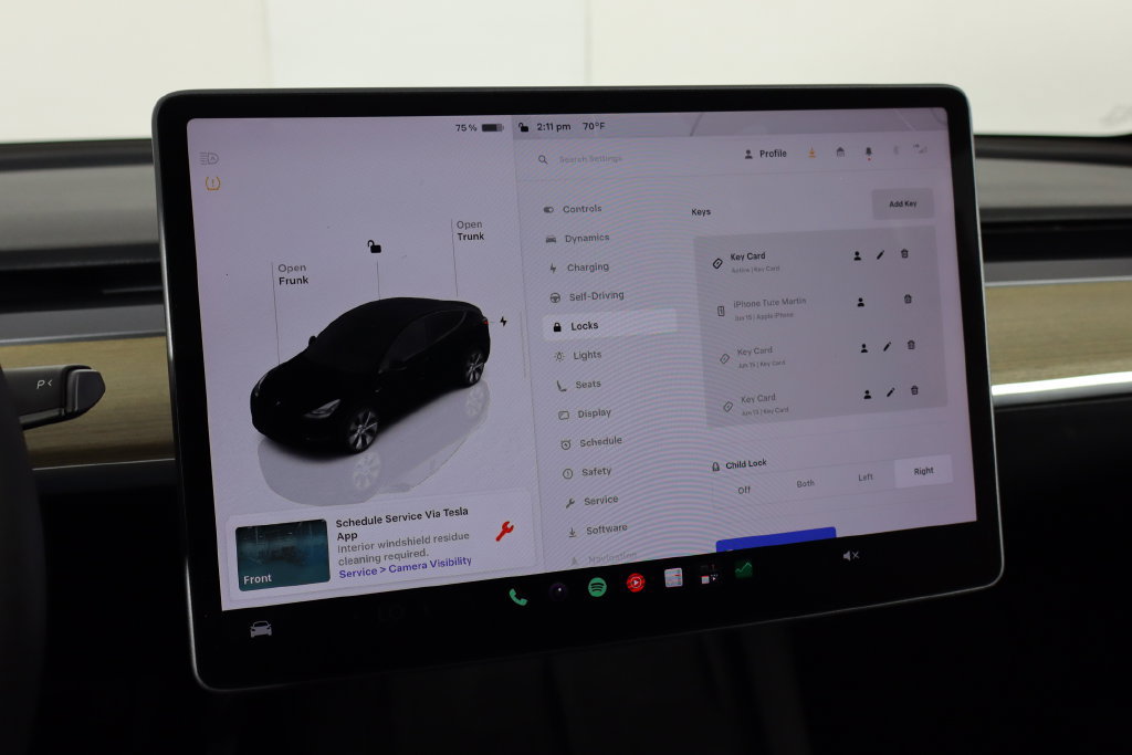 Used 2023 Tesla Model Y 2WD image 32