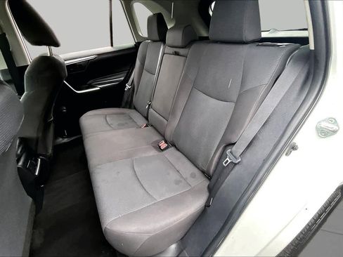 Used 2023 Toyota RAV4 LE AWD/4WD image 19