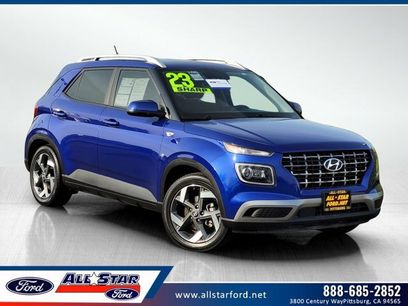 Used 2023 Hyundai Venue Limited w/ Cargo Package