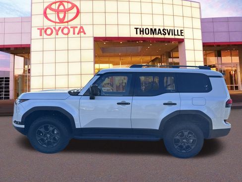 Used 2025 Lexus GX 550 image 8