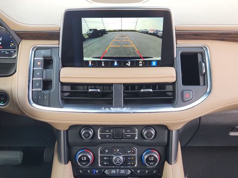 Used 2023 Chevrolet Tahoe Premier RWD image 19
